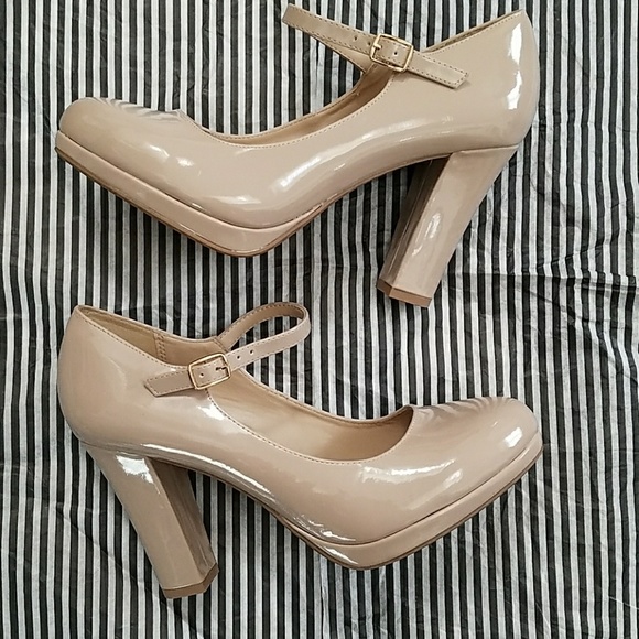 Shoes - New Pin Up Girl Mary Jane Heels